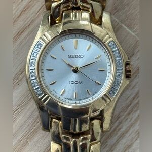 Seiko Diamond Rare Luxury Ladies Watch Silver Dial Gold Plated Bracelet Case